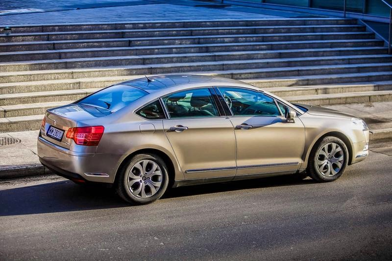 Citroën C5 X7 – jakie opony wybrać? Rozmiary i indeksy