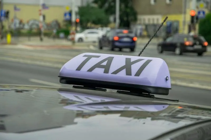 Czy ubezpieczenie taxi to obowiązek każdego kierowcy?