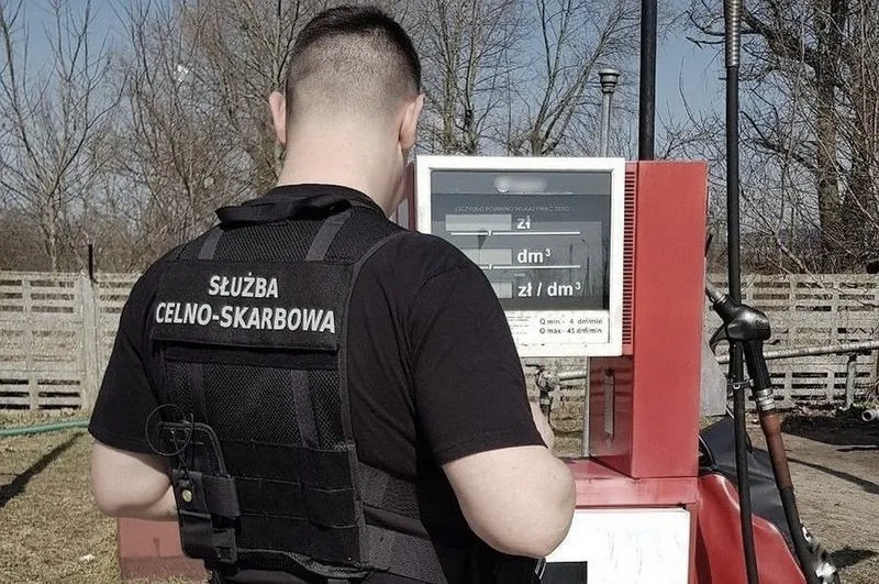 Ile dolac benzyny do ropy na zimę, by uniknąć problemów?