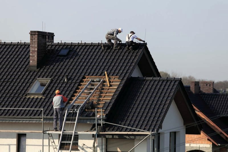 Ile kosztuje wymiana dachu w samochodzie? Ceny i zakres prac