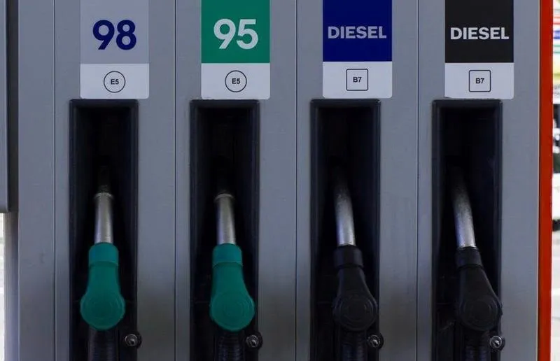 Jak rozpoznać diesel: Kluczowe oznaczenia i ich znaczenie