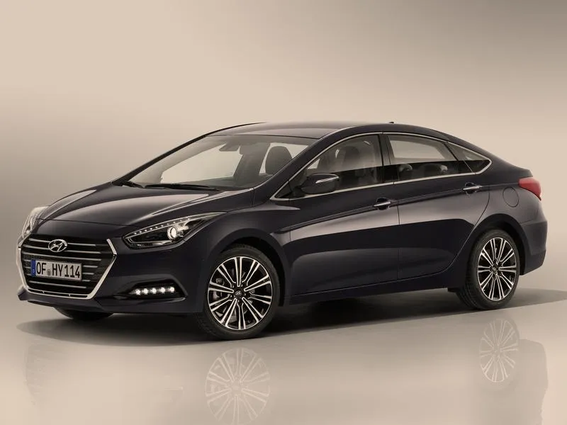 Jak samodzielnie wymienić filtr paliwa w Hyundai i40? Praktyczny przewodnik