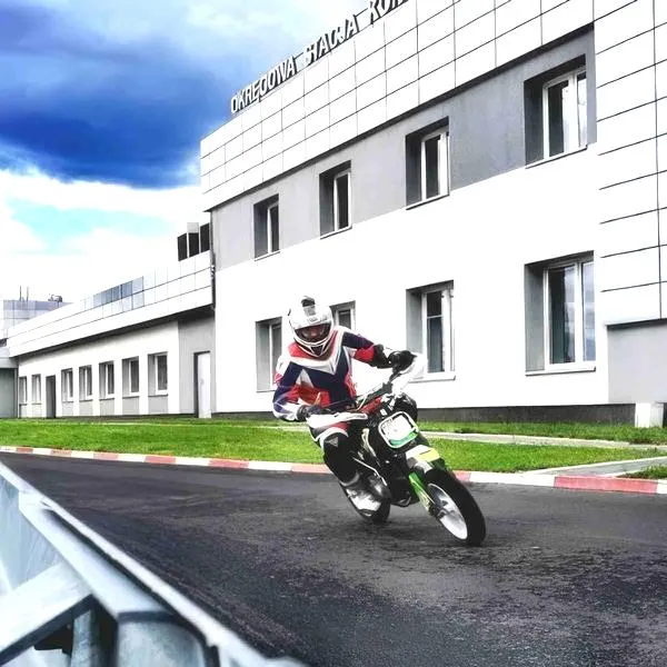 Instruktor kursu motocyklowego