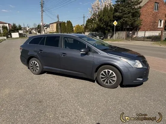 Olej do Toyoty Avensis